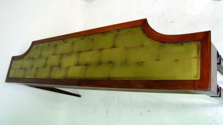 Antica console comte con superficie rettangolare