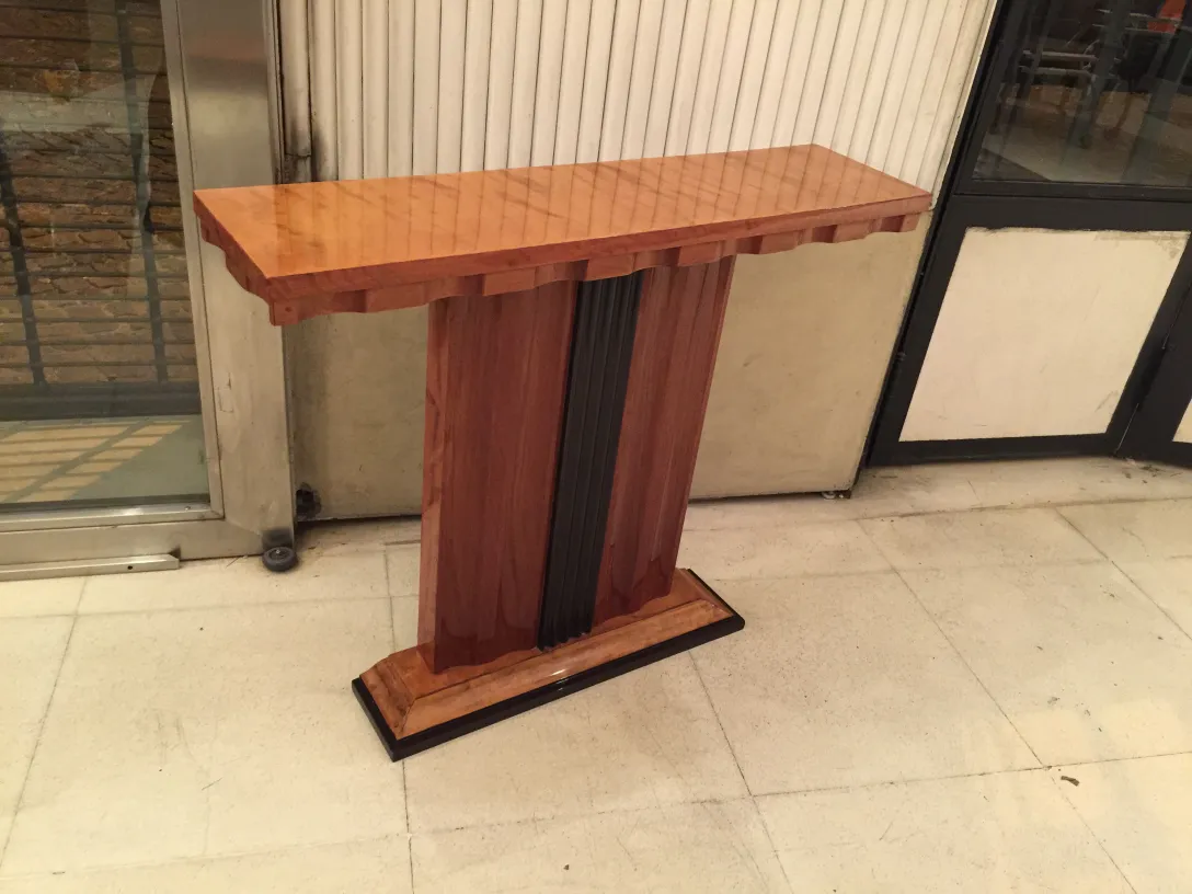 consolle antiche con design classico ed elegante