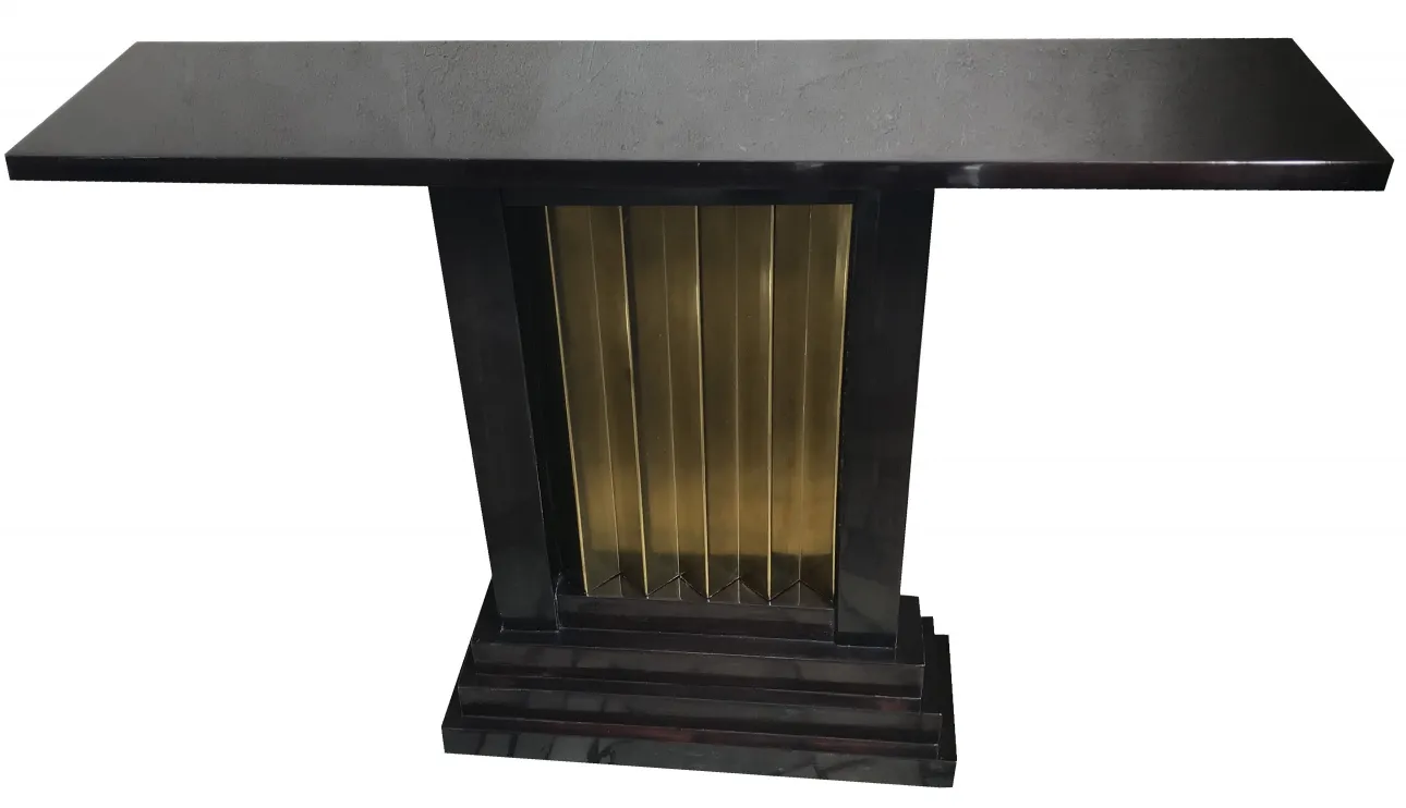 Elegante antike Konsolentische, perfekt zur Dekoration