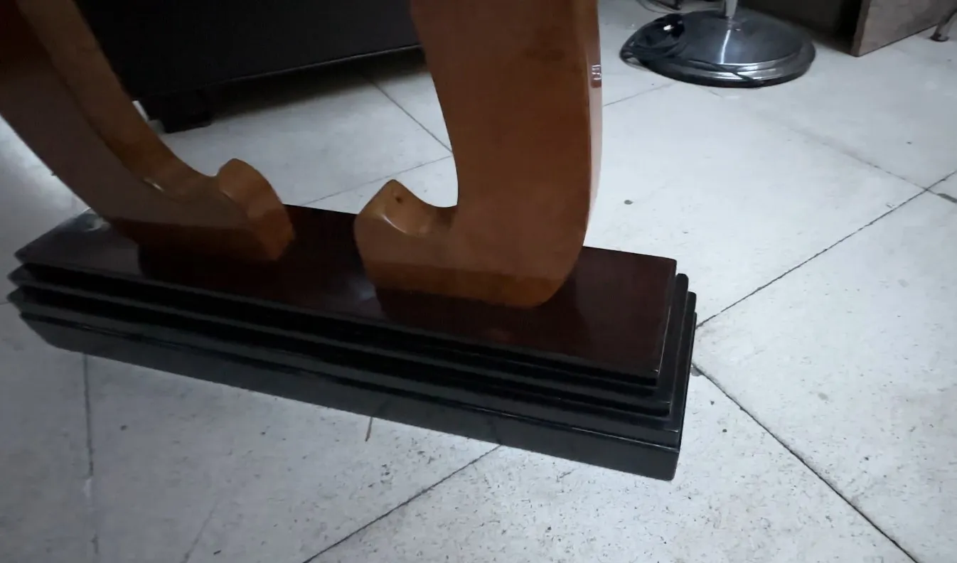 2 mobili dresuars antichi decorativi su base scura