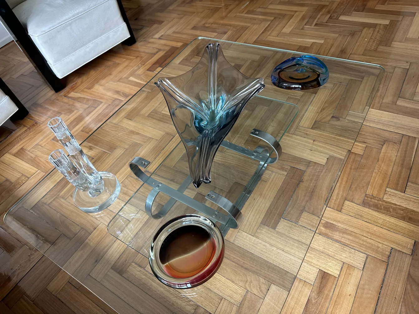 candelabro antigo elegante com design intricado