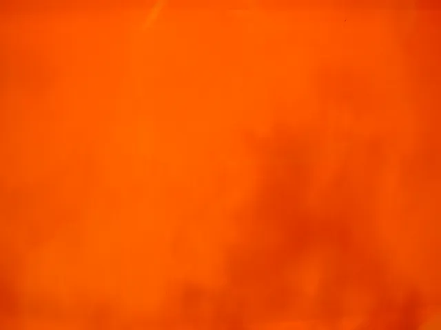 Vidro assinado de Muller Fres com fundo laranja