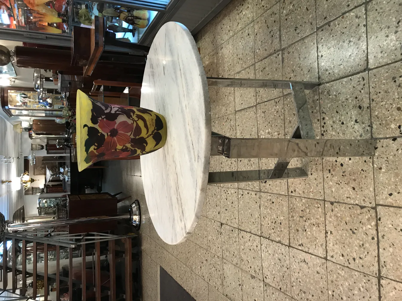 サイン入りグラス・ミュラー・フレス、花柄のアンティーク