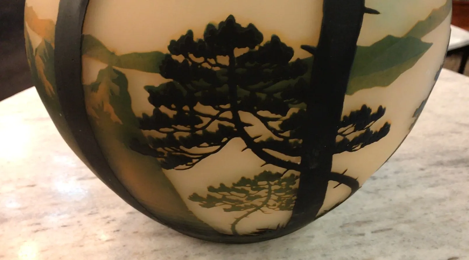 Antique signed glass by Muller Fres with nature design