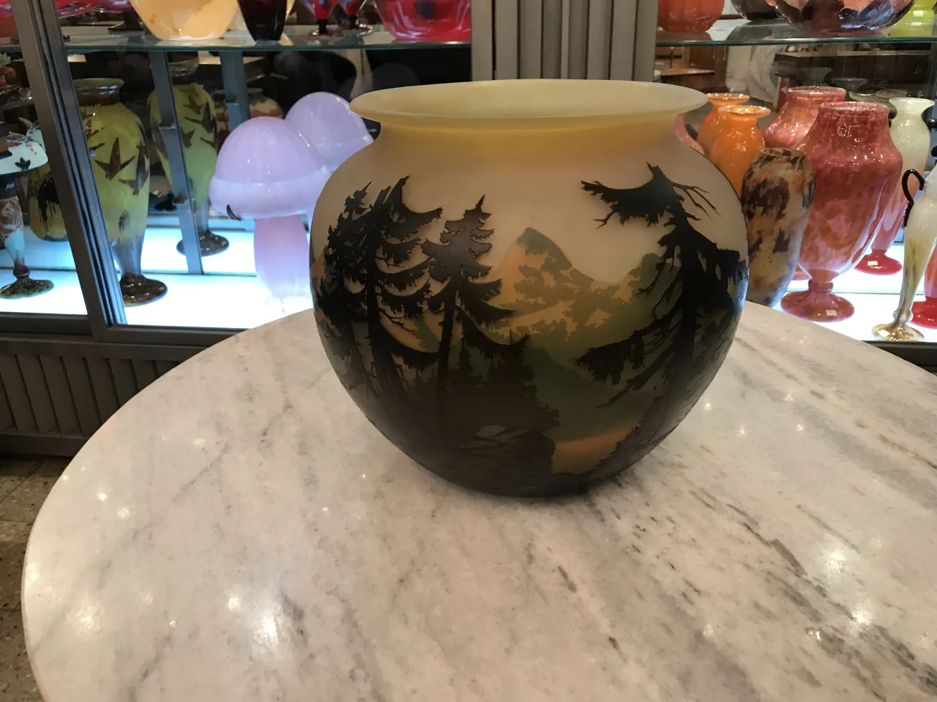 古いmuller fresサイン入りグラスに描かれた風景