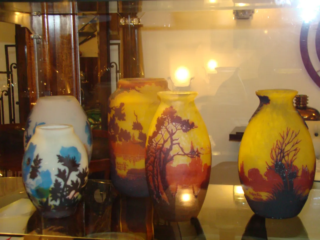 Glass signed by Muller Fres displayed in vibrant colors