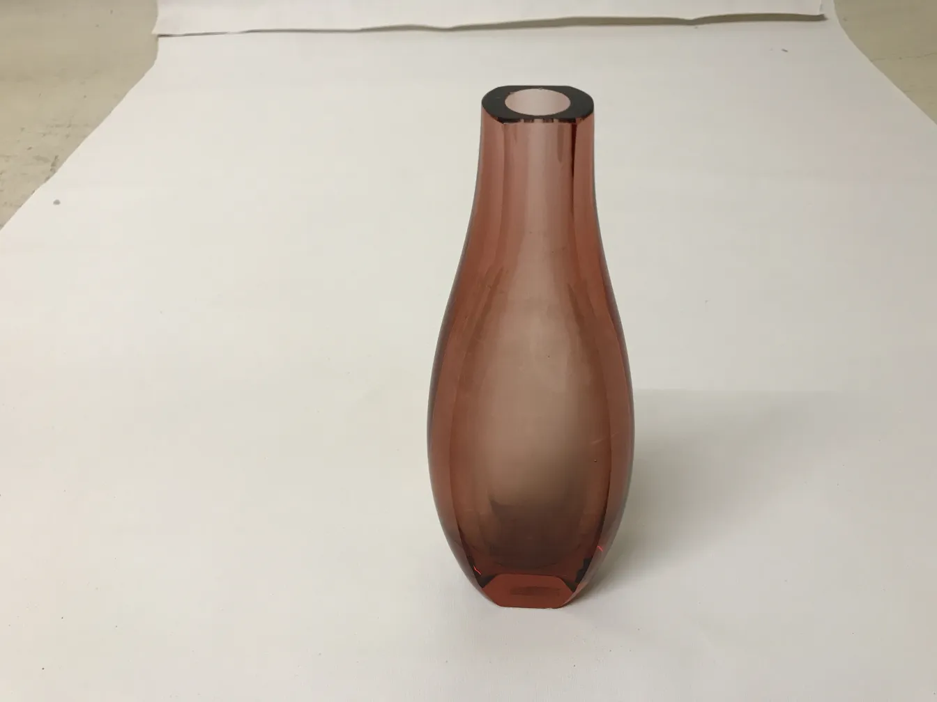vase antique rose Murano, forme ovale