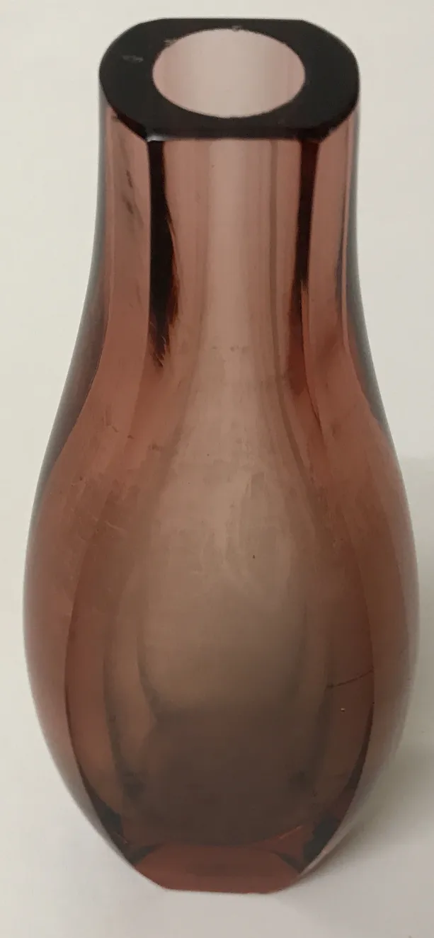 vase murano couleur ambre avec design élégant