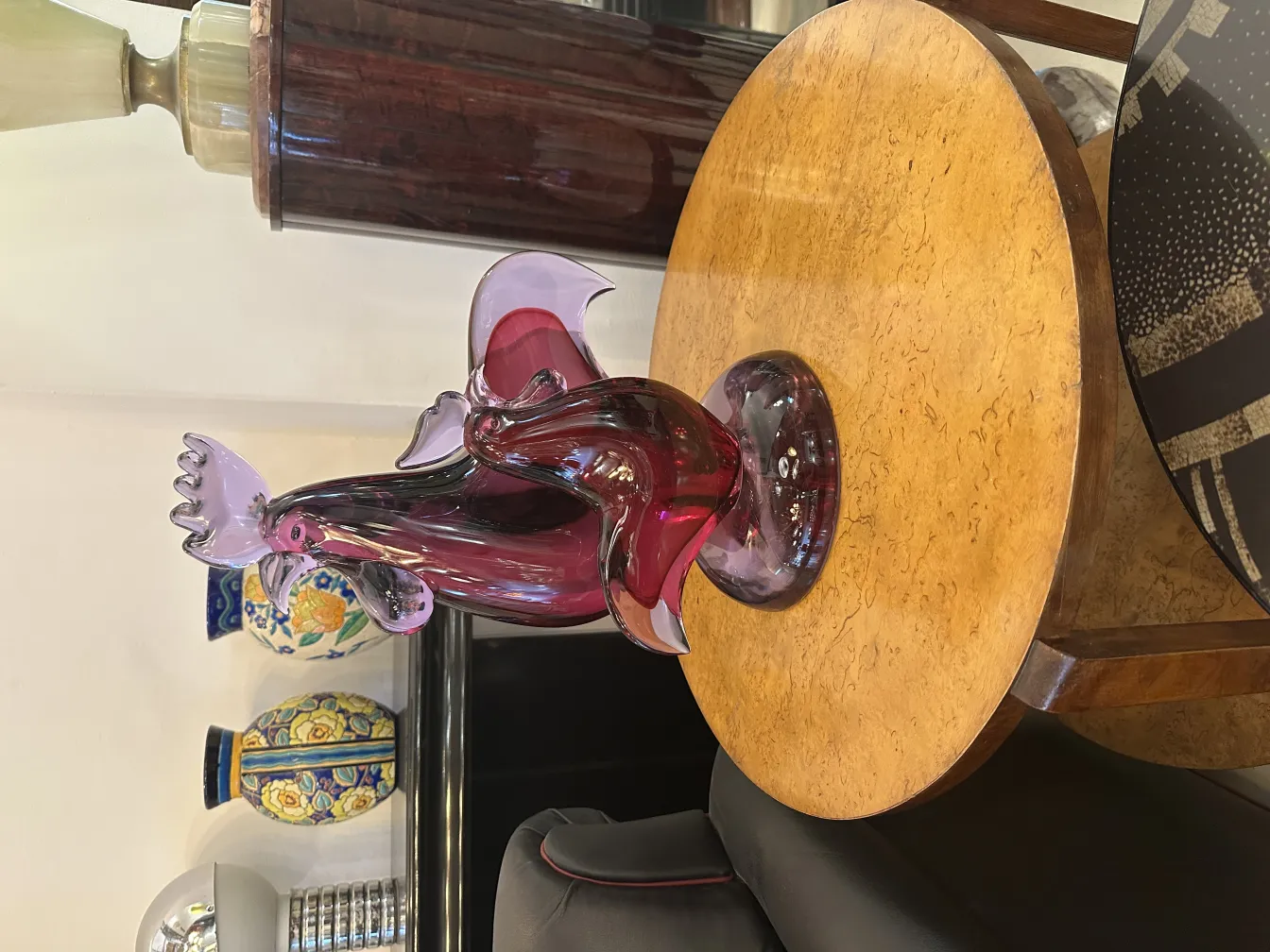 Murano-Skulptur in roten und rosafarbenen Tönen, dekorativ und antik