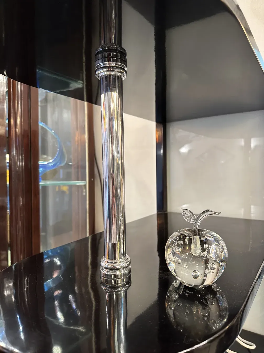 scultura murano antica con design elegante