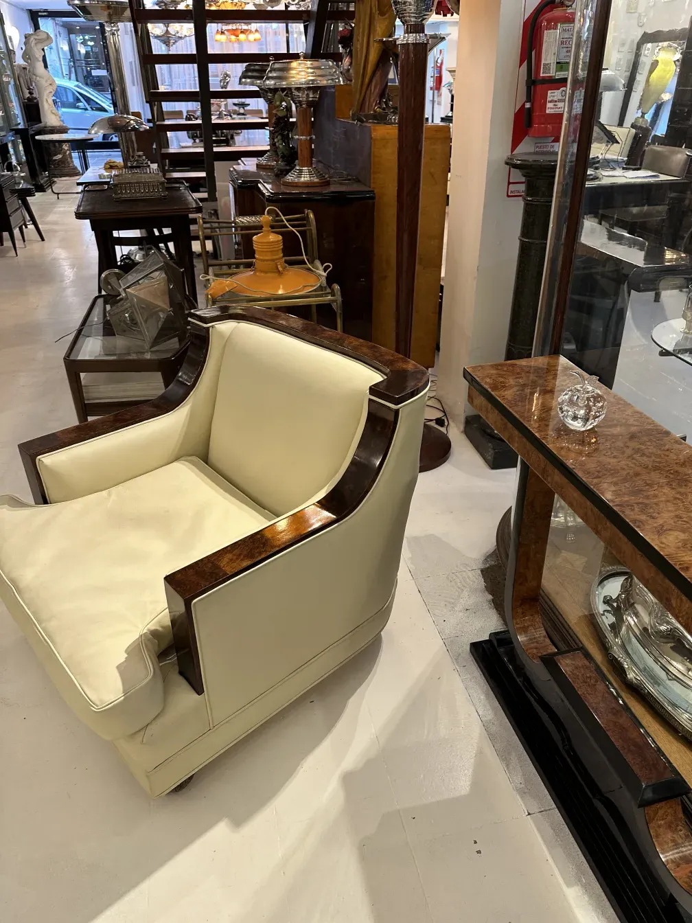 고전적 환경의 장식 무라노 조각