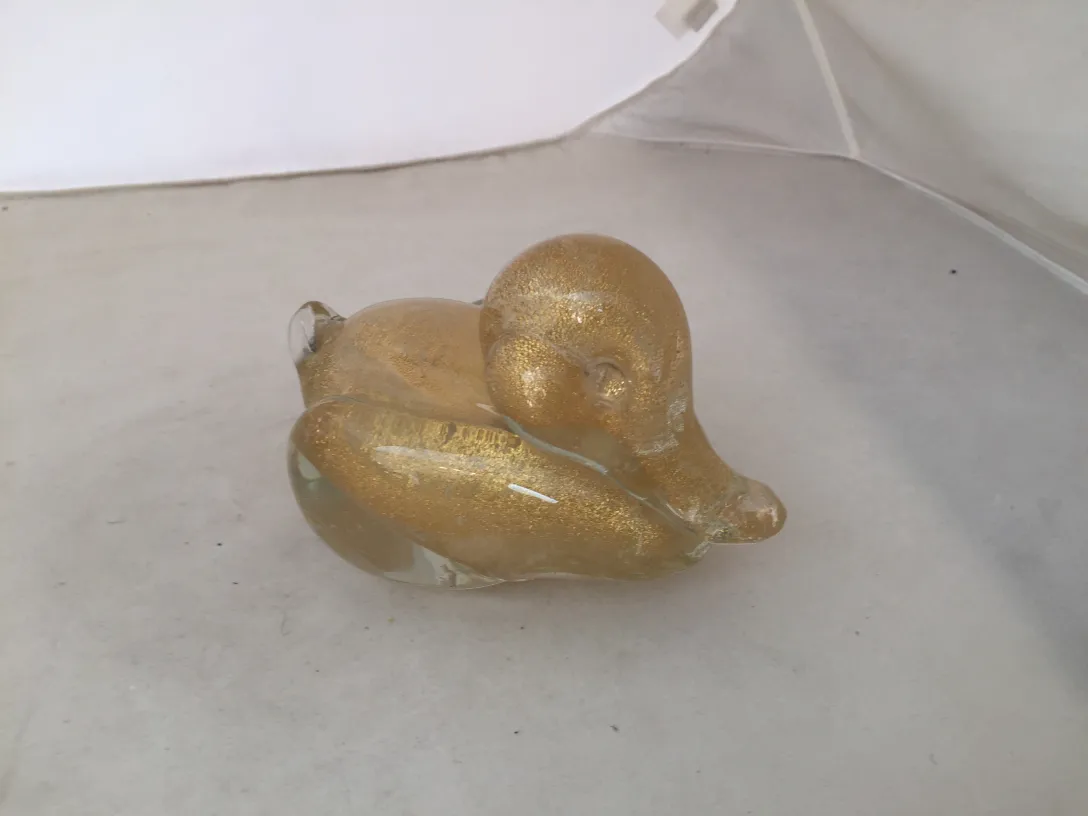 Sculpture de Murano en forme de canard doré avec détails brillants
