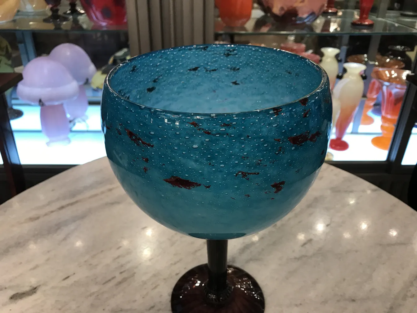 vetro firmato antiquariato blu con bolle