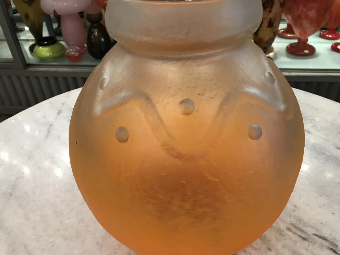 purana hastaksarit glass Schneider ke saath sajaavat ke vivaran