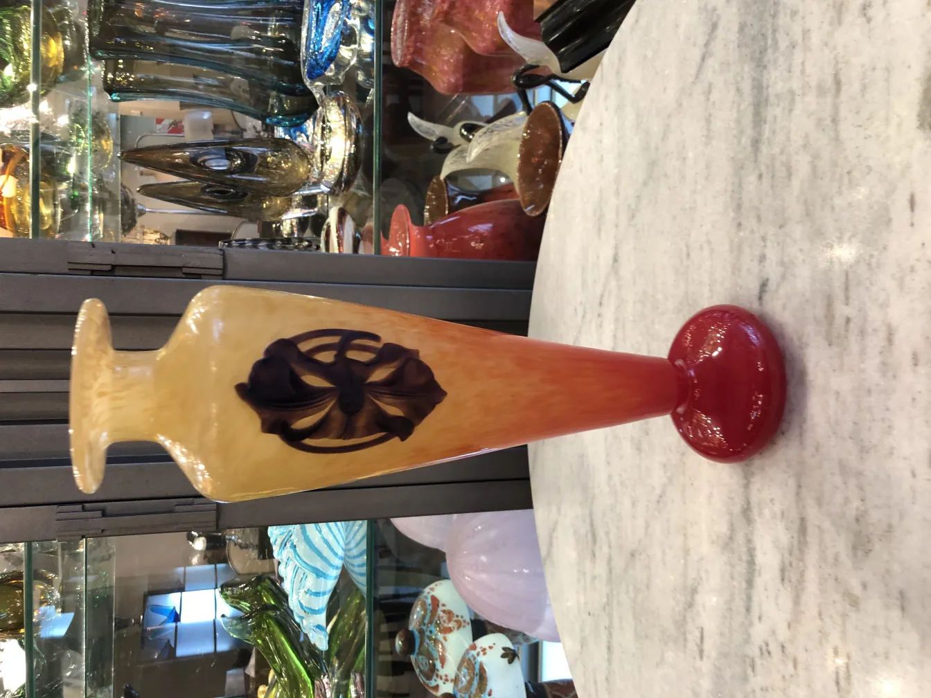 서명된 유리잔 슈나이더, 따뜻한 색상 그라데이션