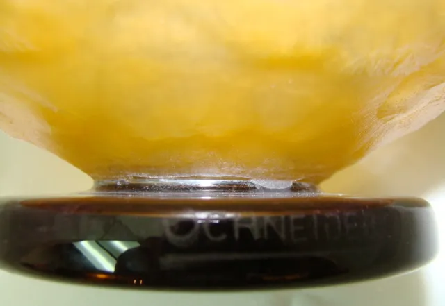 古董签名玻璃，具有黑色底座，施耐德的签名。