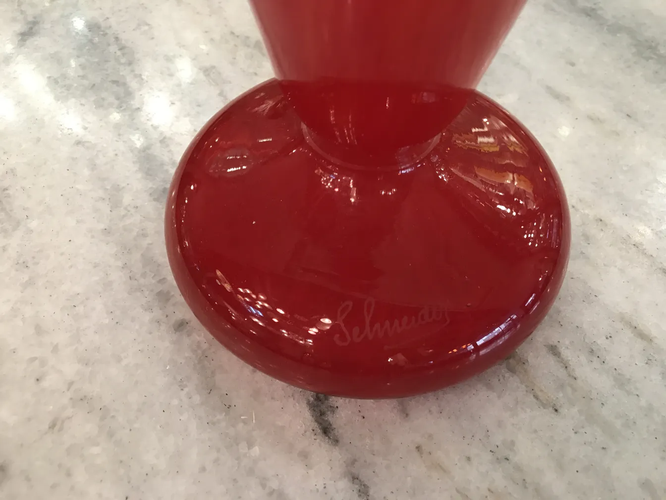 Red glass with Schneider signature, antique French style.
