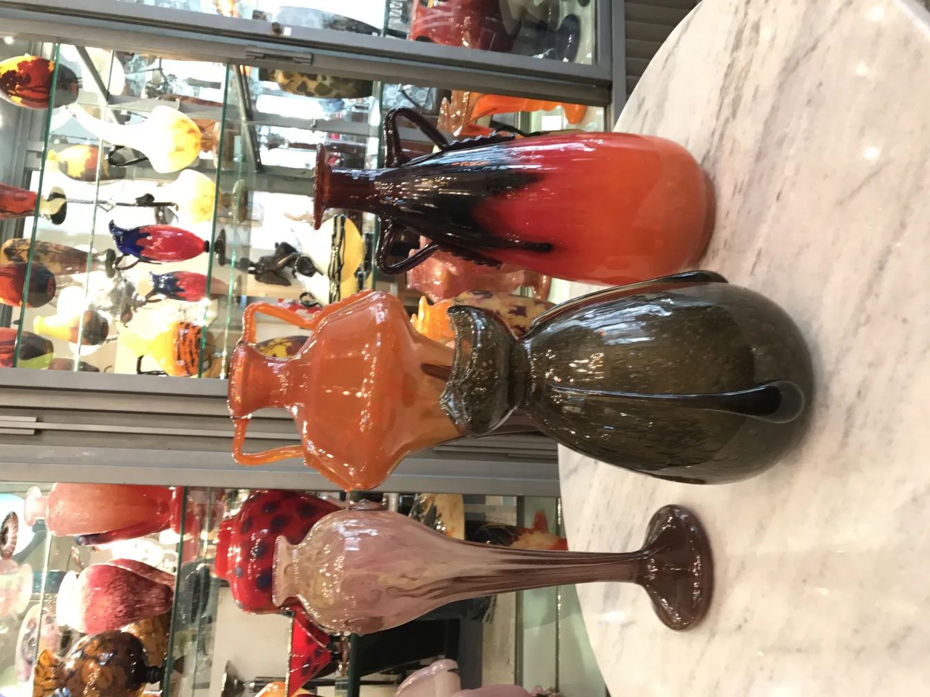 施耐德签名玻璃橙色和棕色调，古董展览