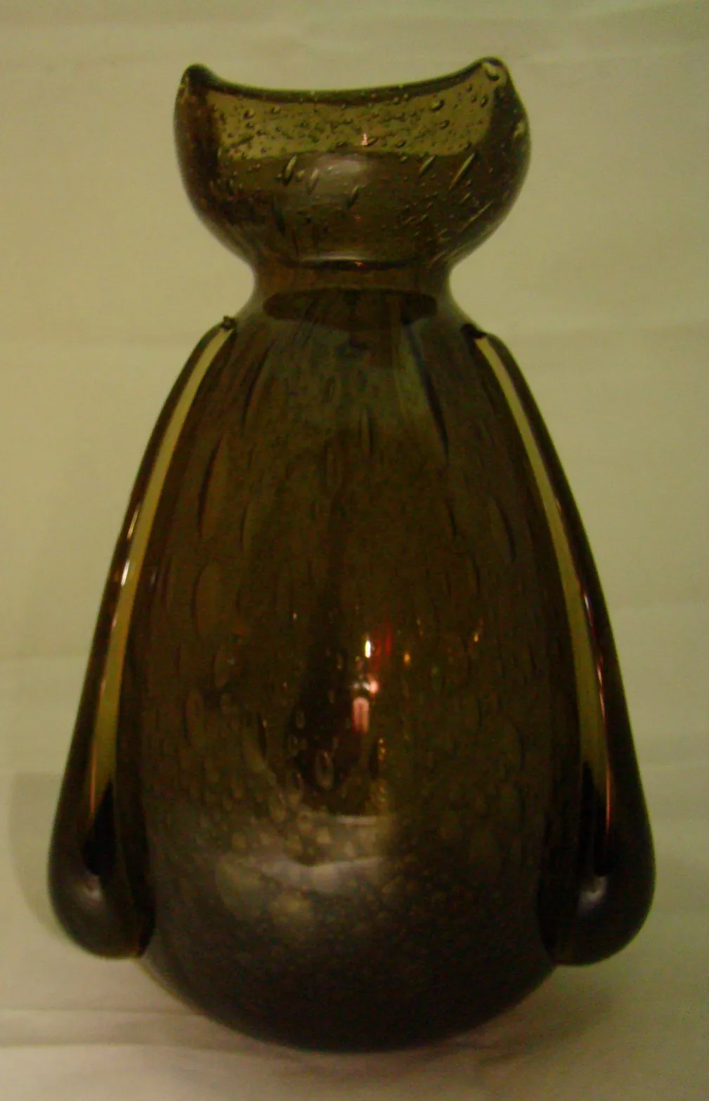 जटिल गिलास पर हस्ताक्षरित (Schneider) (भूरा टोन)