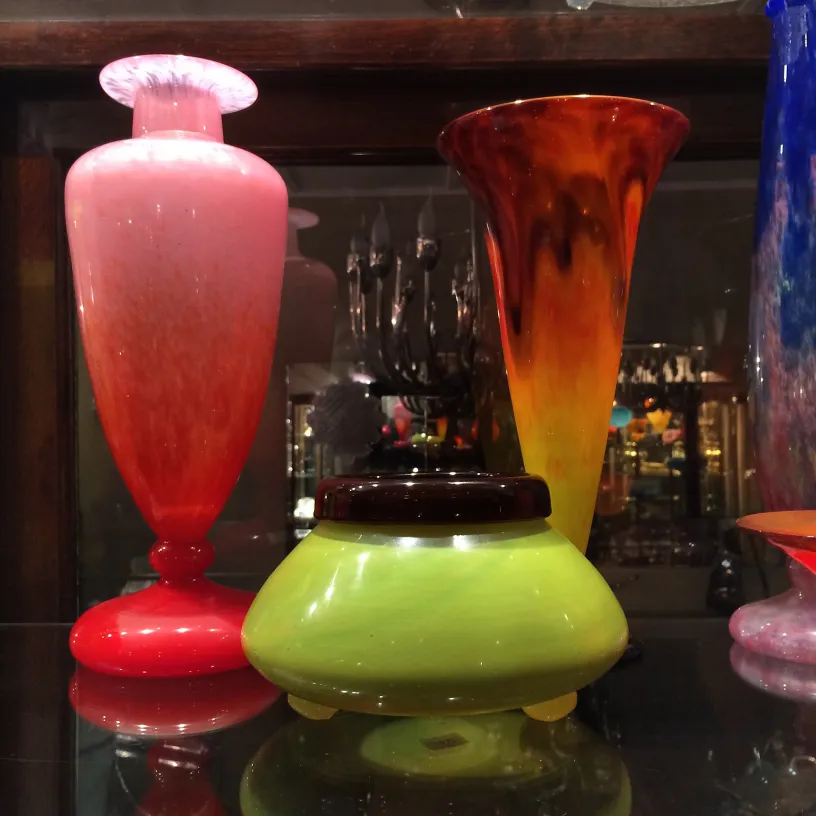 vetro antico di diversi colori, pezzo schneider