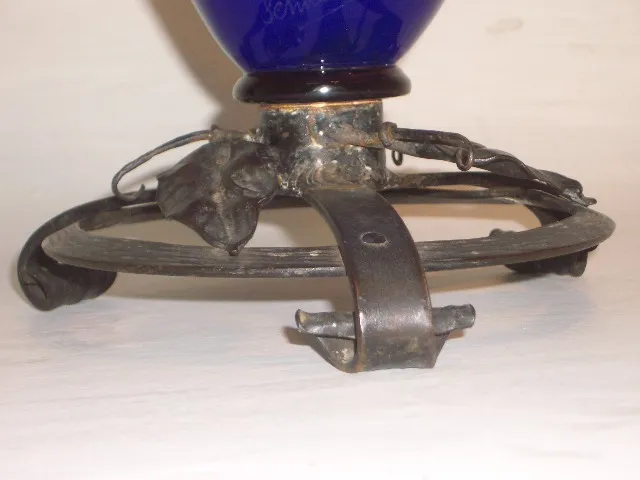 base decorativa de antiguidade com vidro assinado Schneider francês