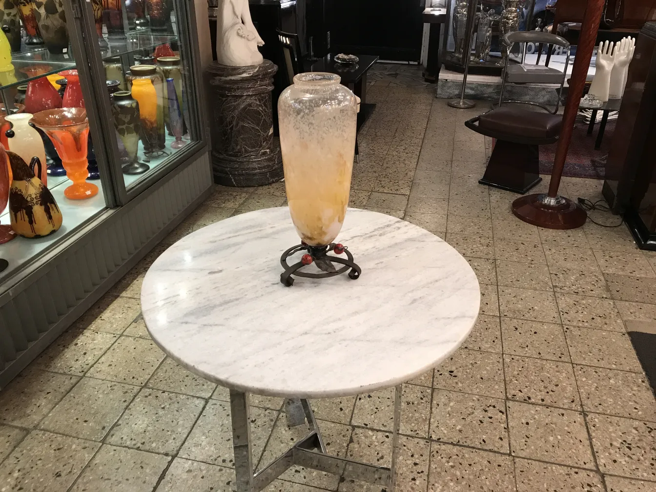 antiquité verre signé schneider avec décor jaune