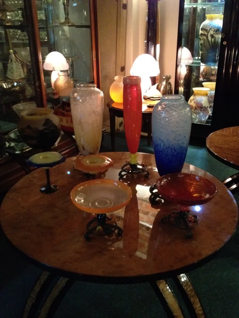 Verre signé par Schneider dans un cadre ancien