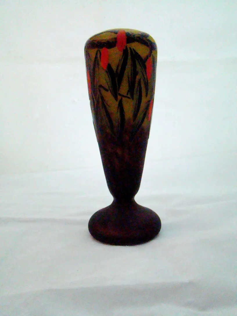 purana-glass-signed-floral-decoration