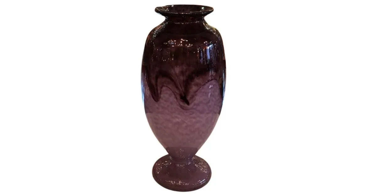 vase ancien en verre violet signé par Schneider