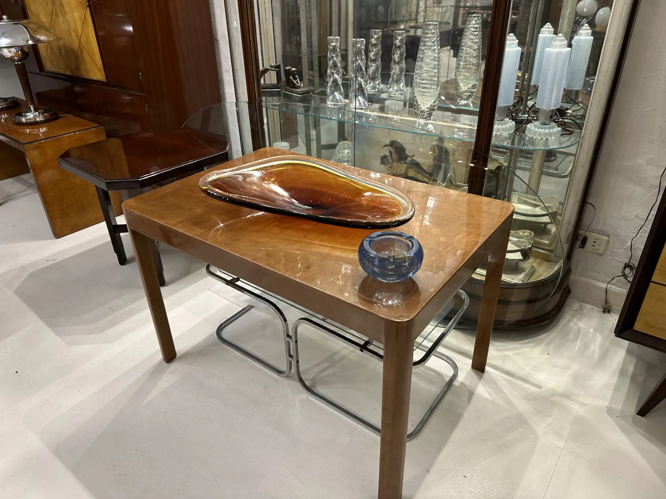 Antica pezzo decorativo in vetro di Murano con toni caldi