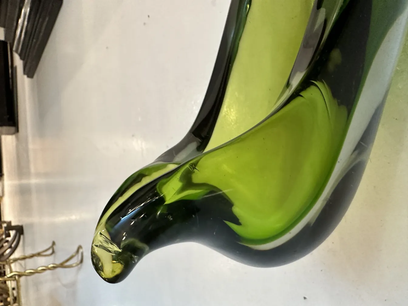 cristal de murano antigo verde com formas elegantes