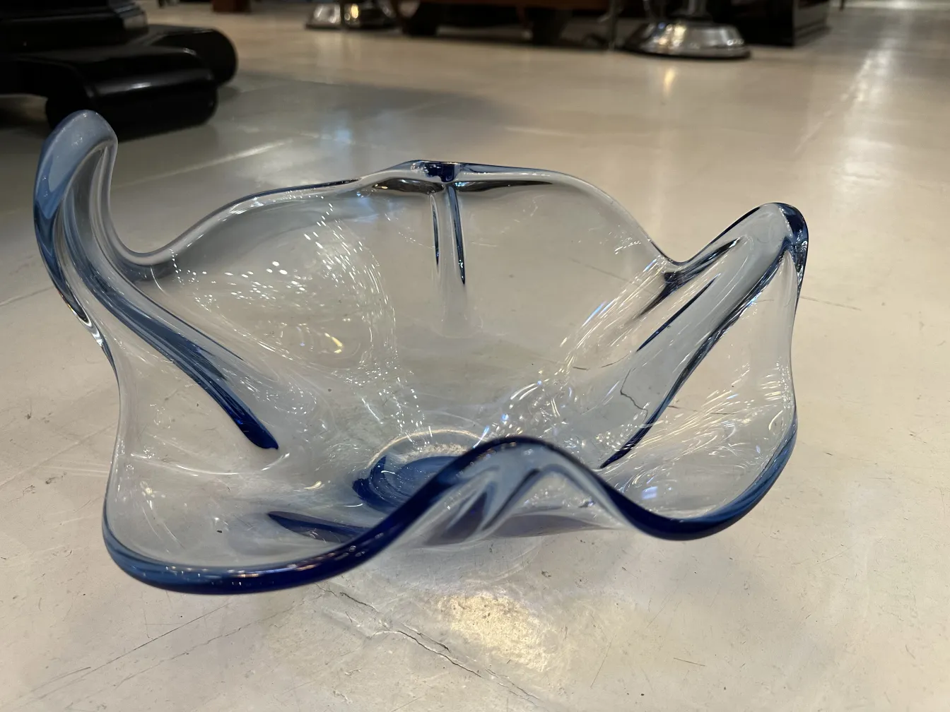 惊人的古董穆拉诺玻璃作品，蓝色调