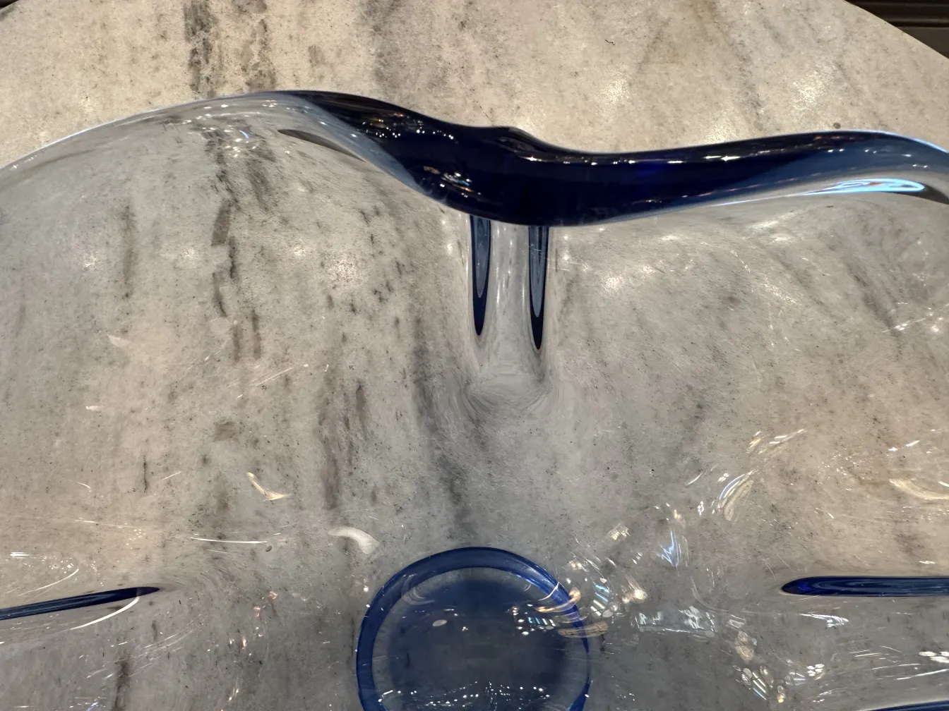 古董穆拉诺玻璃带波浪形蓝色设计