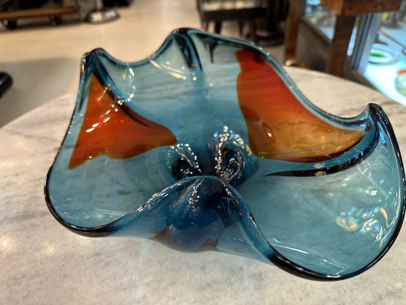 cristal de murano decorativo em azuis e laranjas