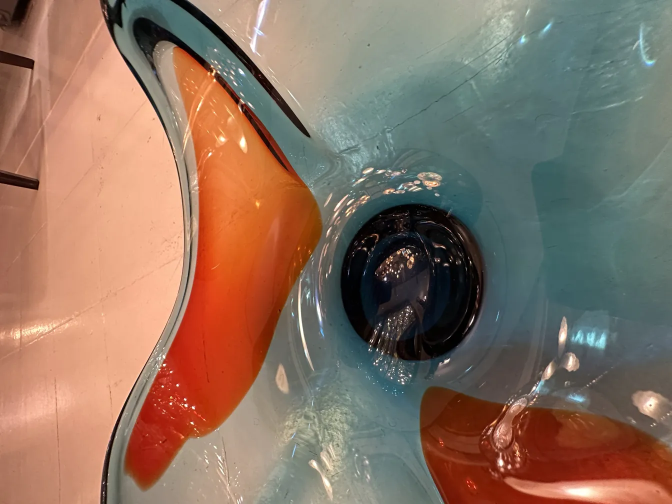 cristal de murano ancien en teintes bleu et orange