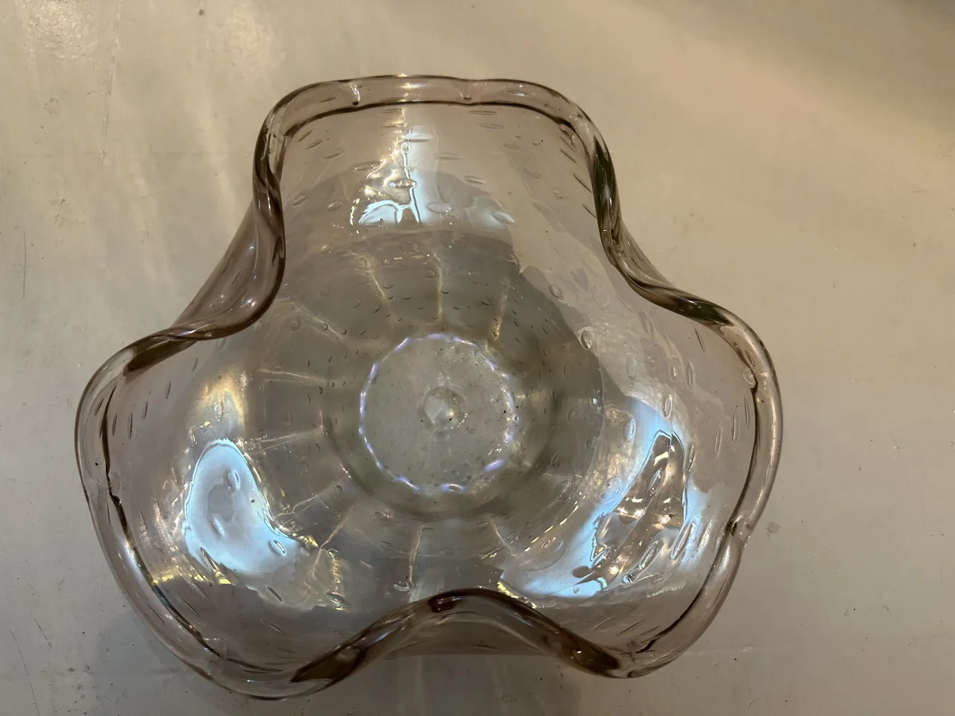 antigo cristal de murano decorativo com forma única e suave