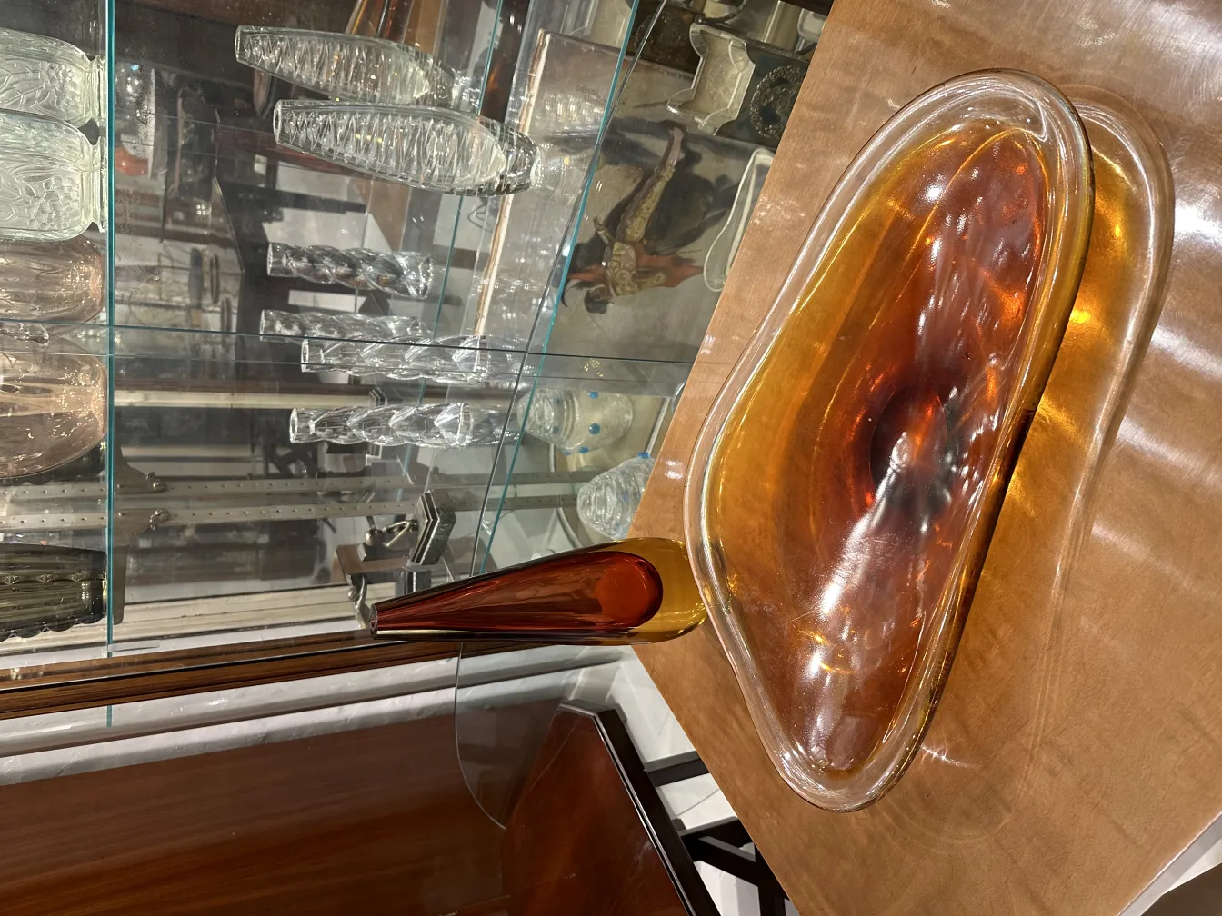 Vaso antigo de cristal de Murano em âmbar, peça decorativa