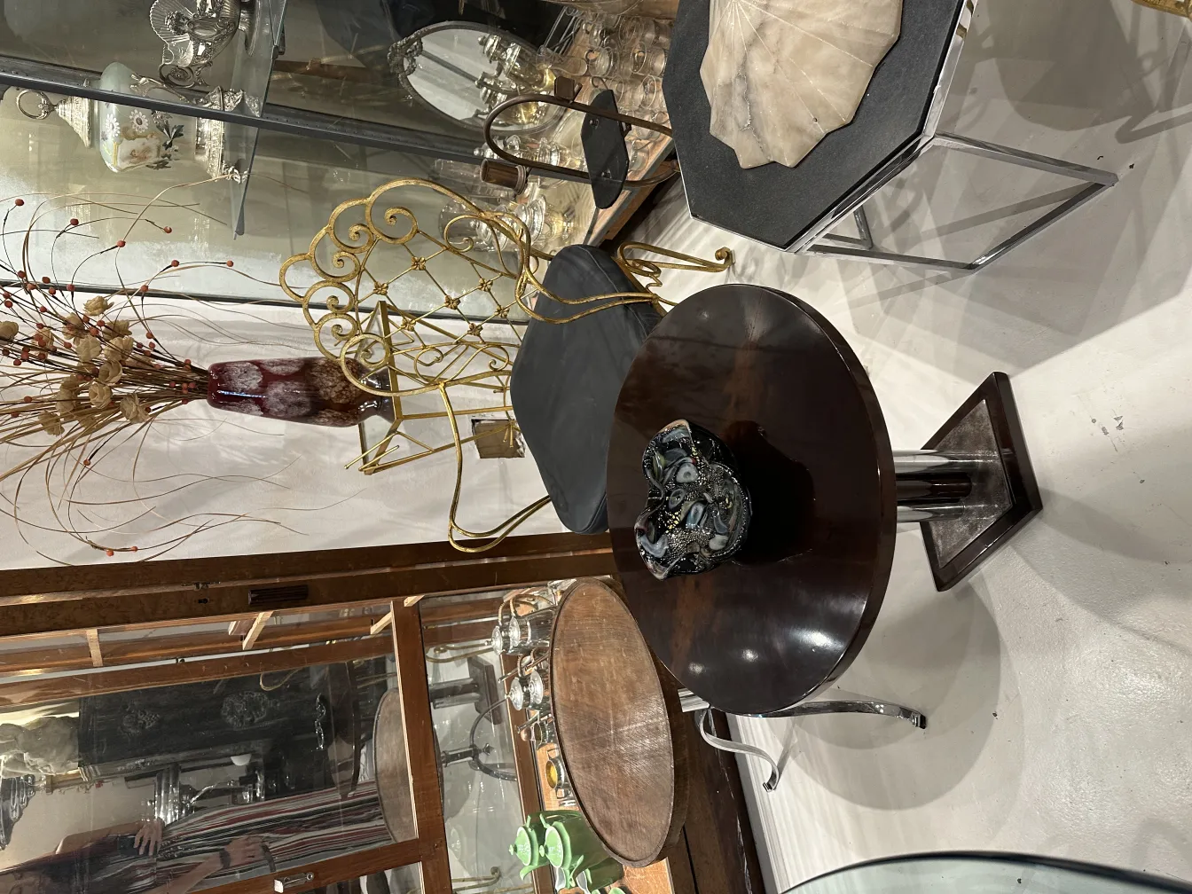 decoração antiga em cristal de murano com forma artística