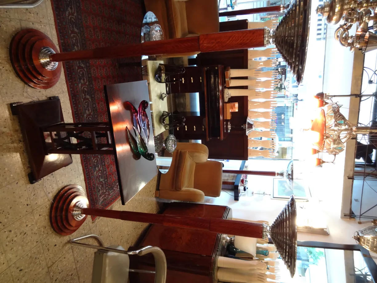 vetro di murano antico decorativo con belle forme