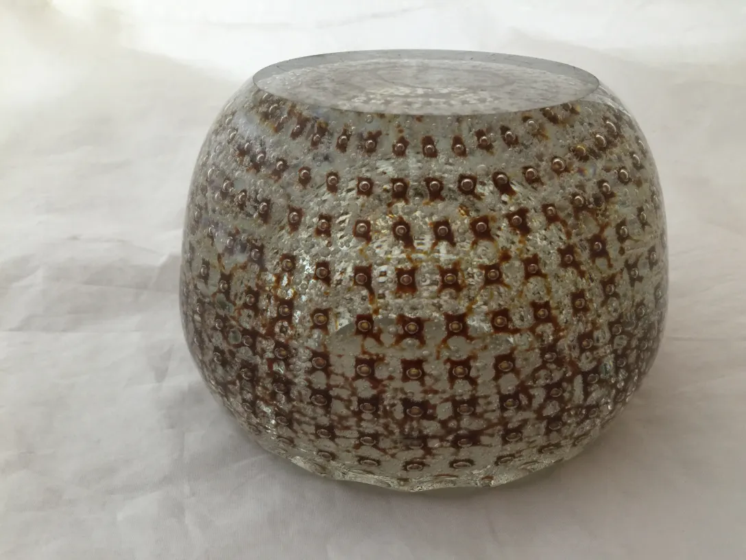 pezzo decorativo antico in vetro di Murano con rilievo