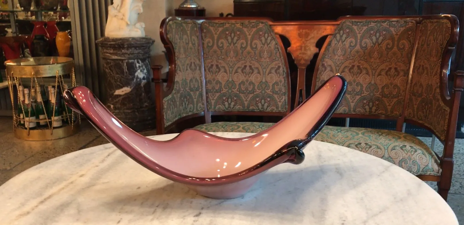 bowl antigo de cristal de murano rosa com curvas