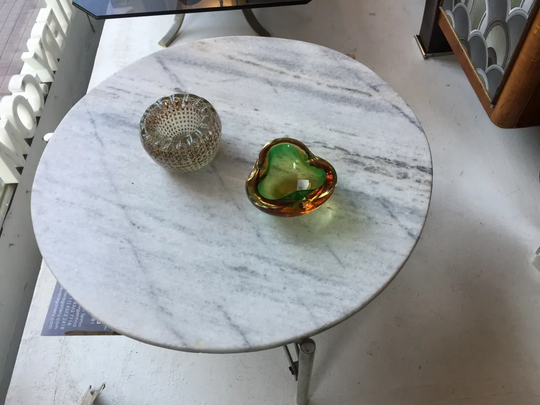 Cristal de Murano antigo em forma de coração vibrante