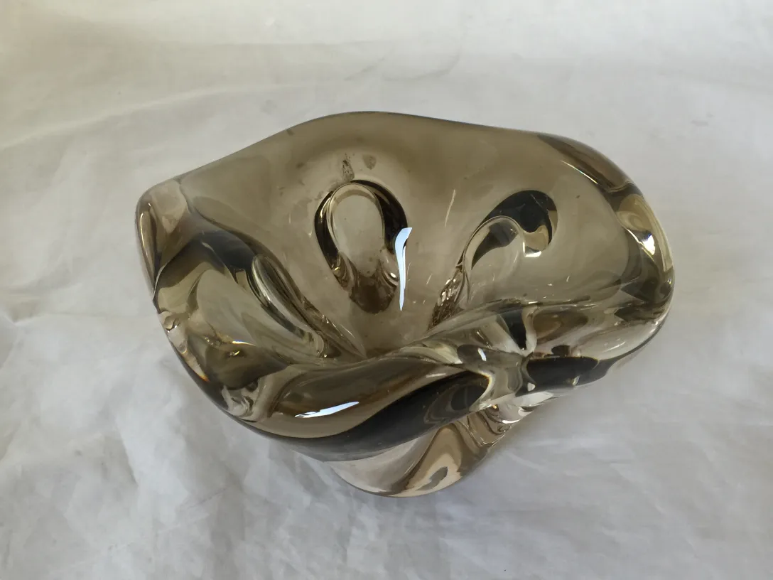 amber blütenförmige murano-glas skulptur, dekorativer stil