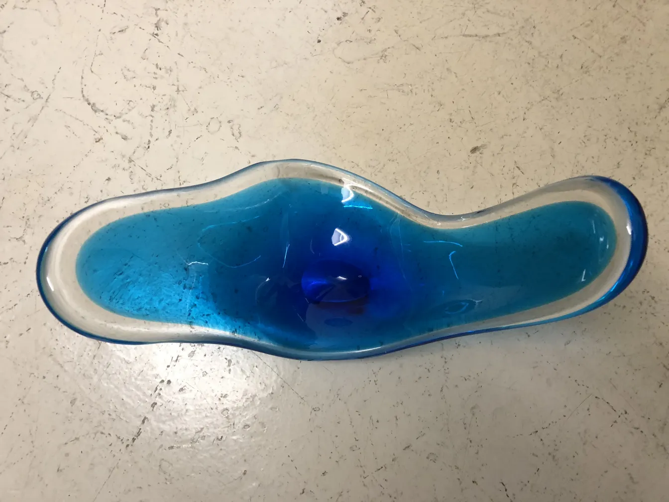 古董穆拉诺玻璃波浪形，深蓝色