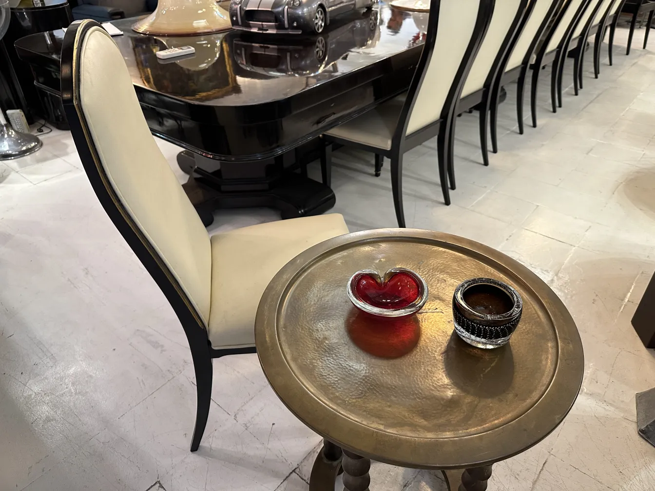 antique murano glass decoration in an elegant setting