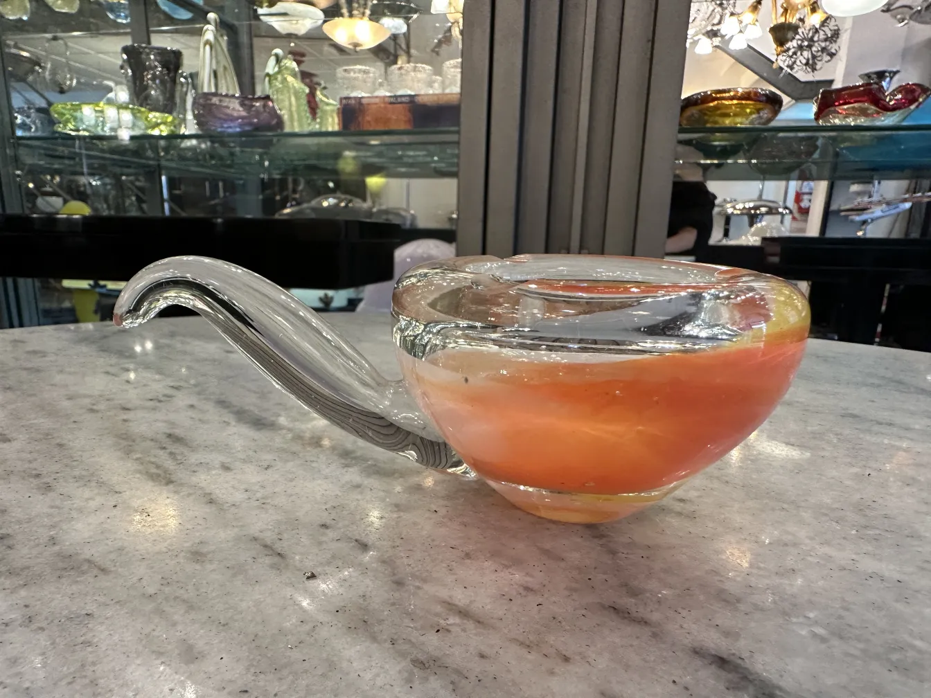 dekoration aus altem murano-glas mit einzigartiger form