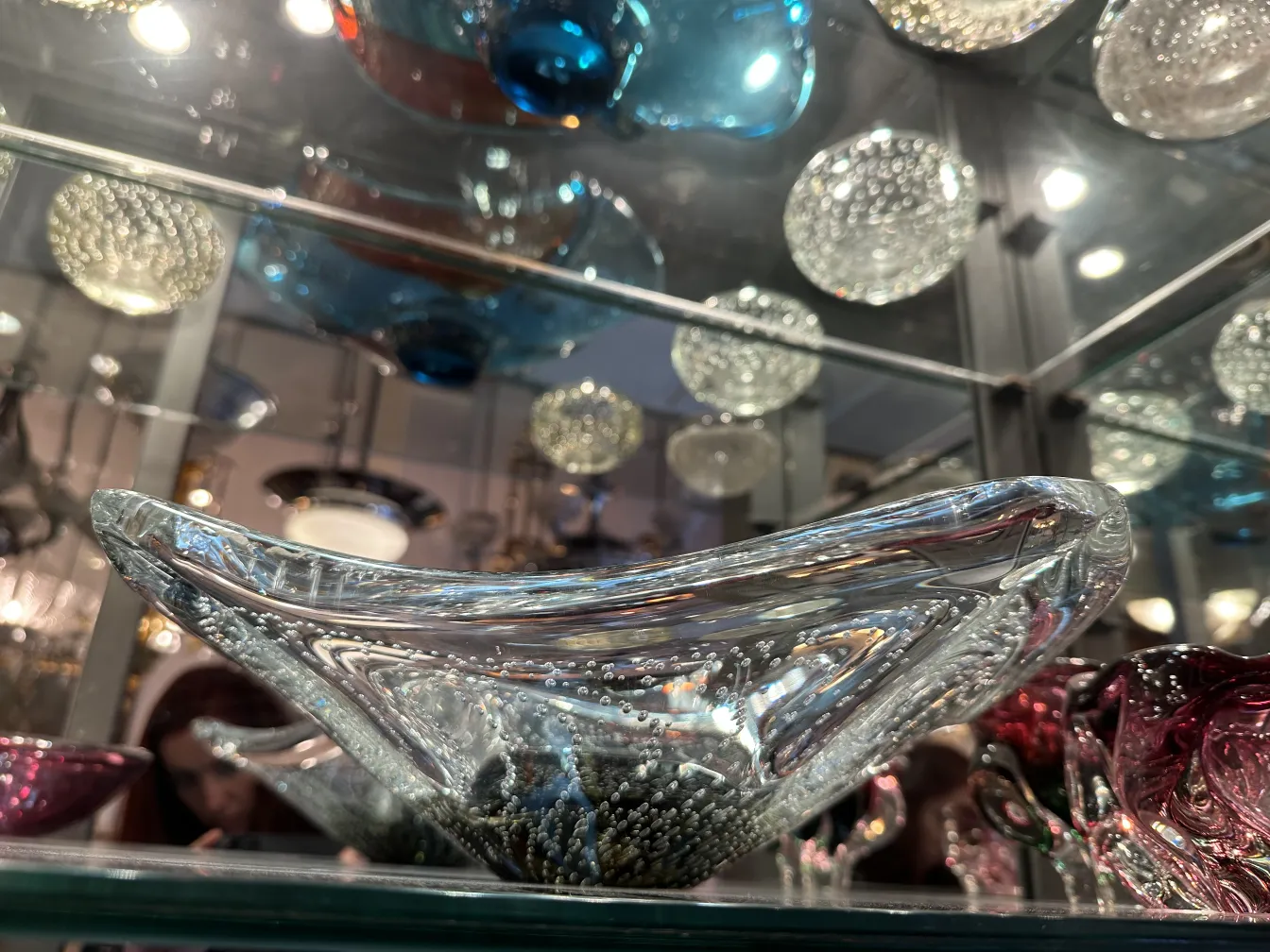 hermosa antigüedad de cristal de murano con burbujas