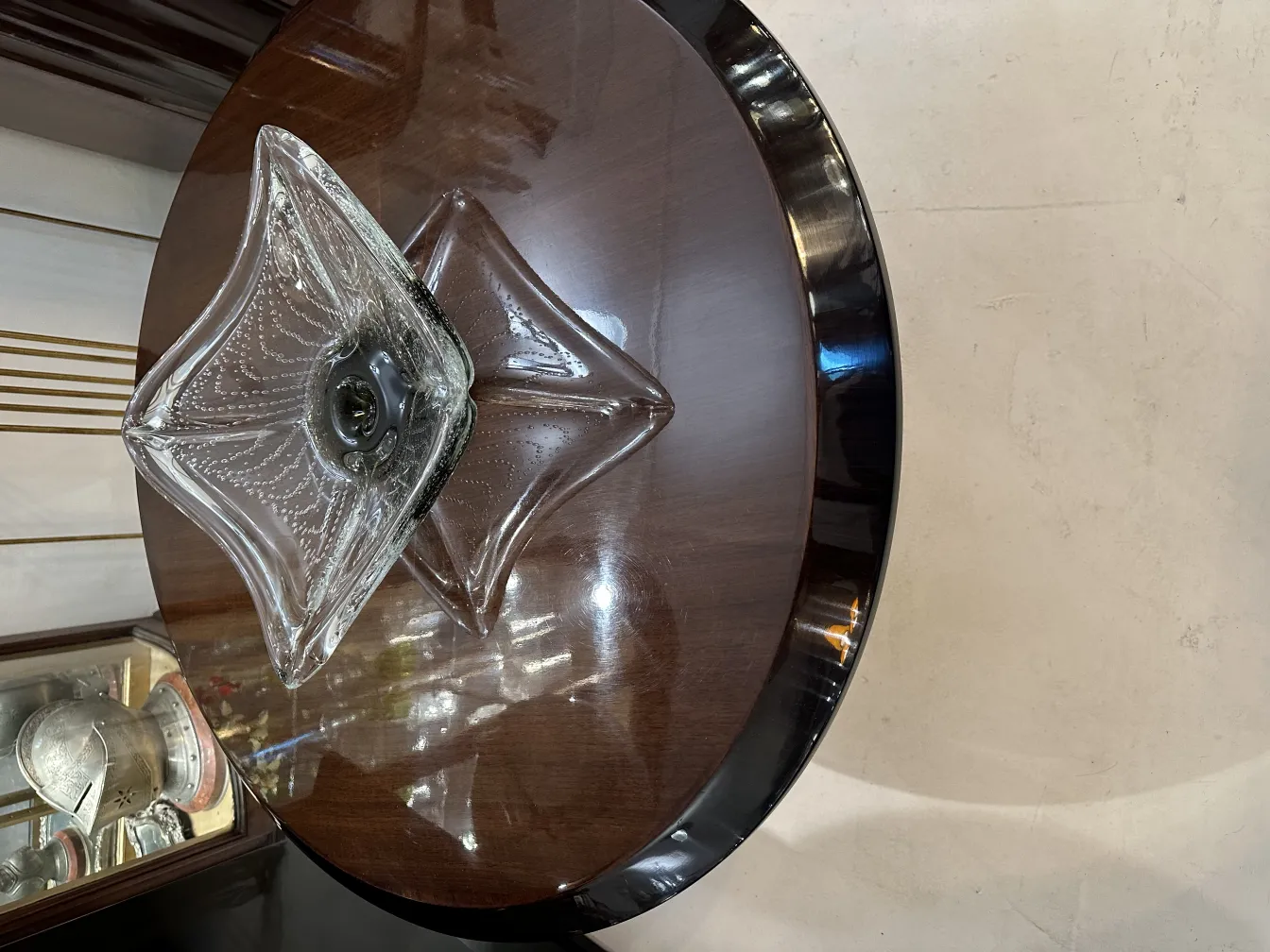 peça decorativa antiga de cristal de murano em forma de flor