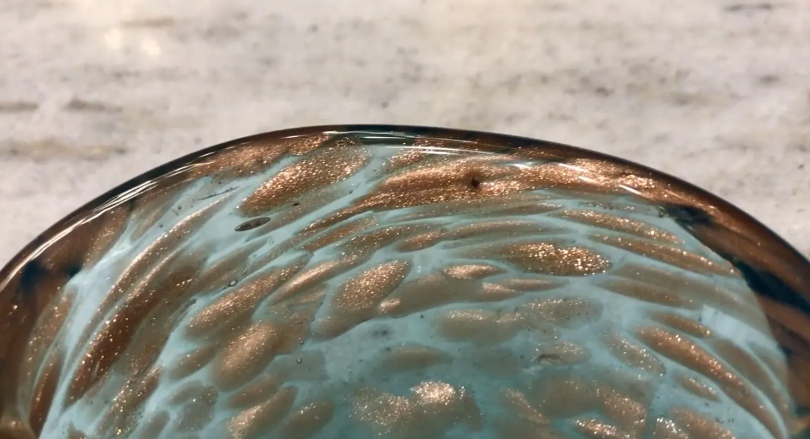 détail de cristal de murano ancien avec des couleurs vives