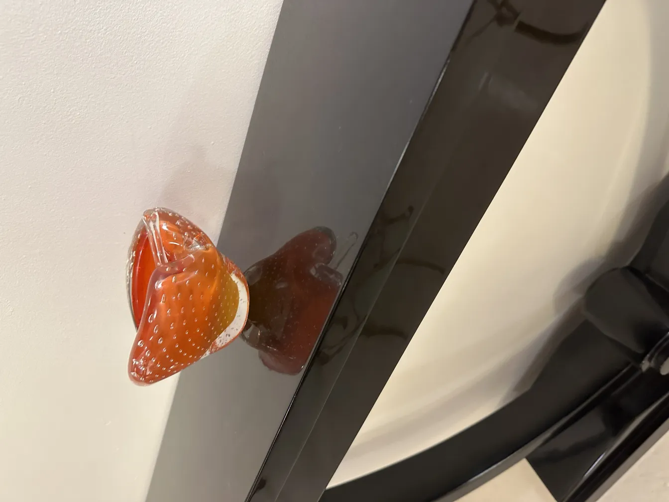 Cristal de Murano rouge avec détails décoratifs